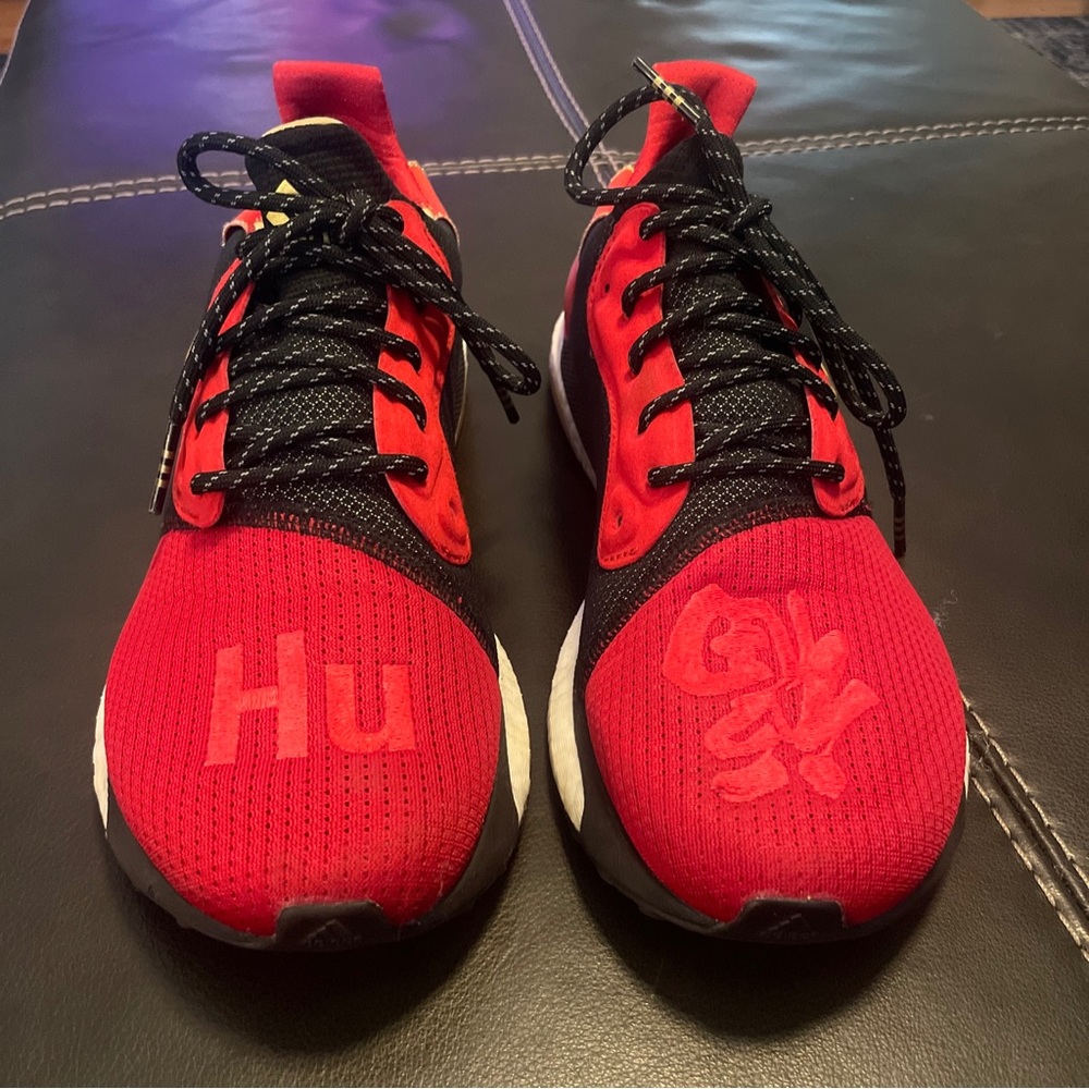 Adidas Pharrell x Solar Hu Glide ST Chinese New Year 2019 Size 10